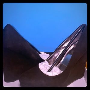 Report Black Rania Wedge Pumps